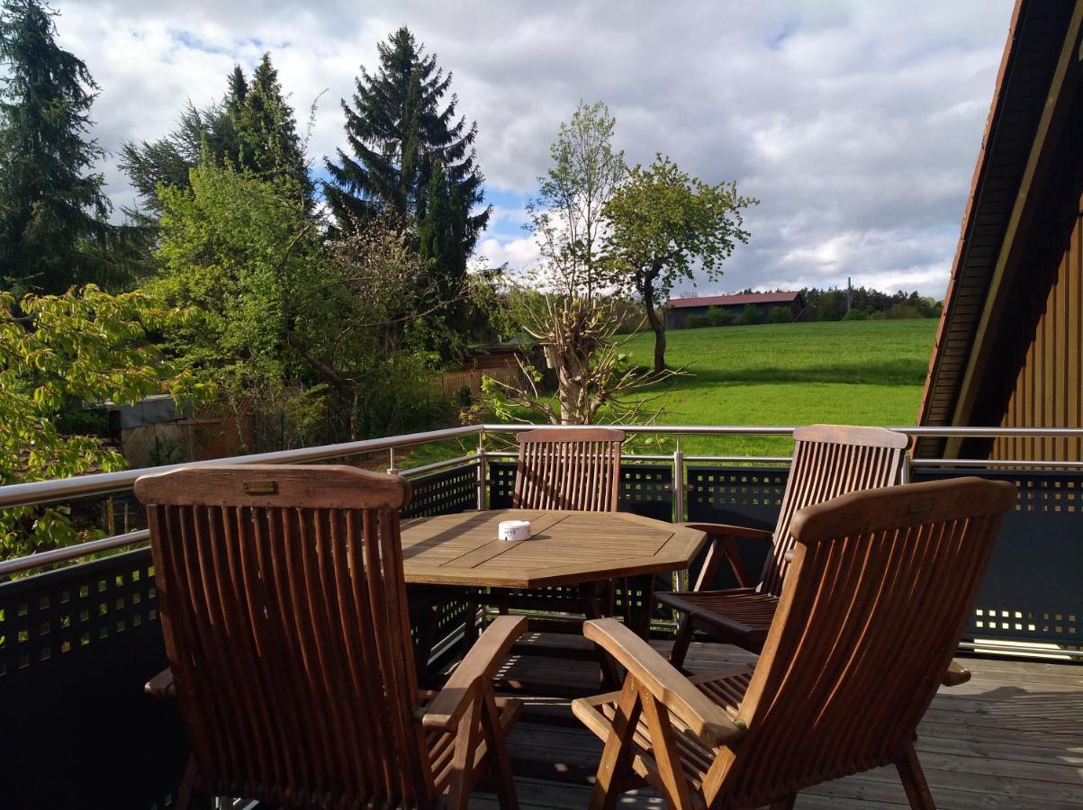Ferienwohnung Adelhardt Eckersdorf エクステリア 写真